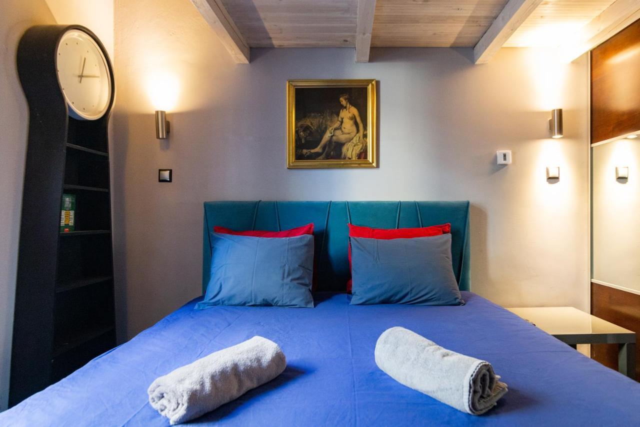 Lilly Apartment Main Train Station Old Town By The Castle Suites Krasków Εξωτερικό φωτογραφία