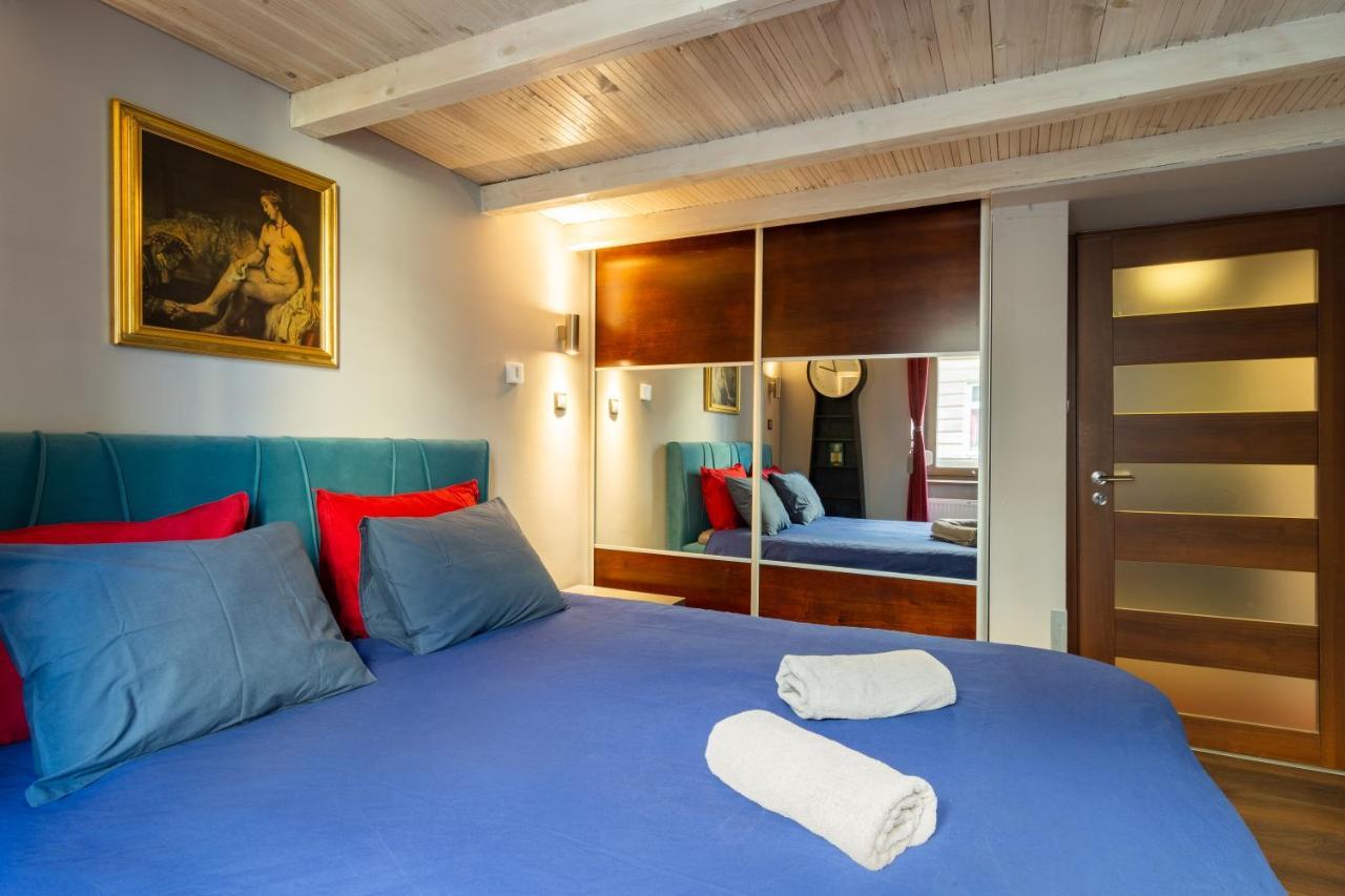 Lilly Apartment Main Train Station Old Town By The Castle Suites Krasków Εξωτερικό φωτογραφία